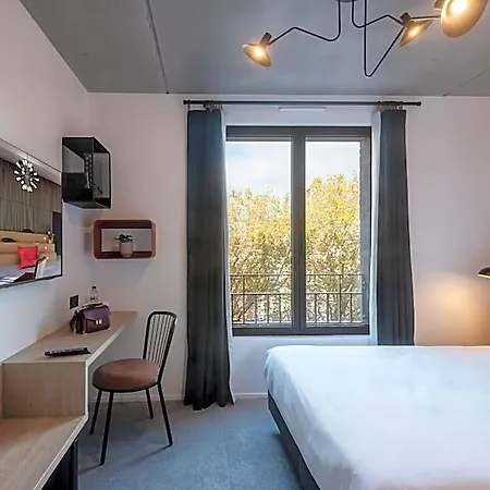 Quai 3*